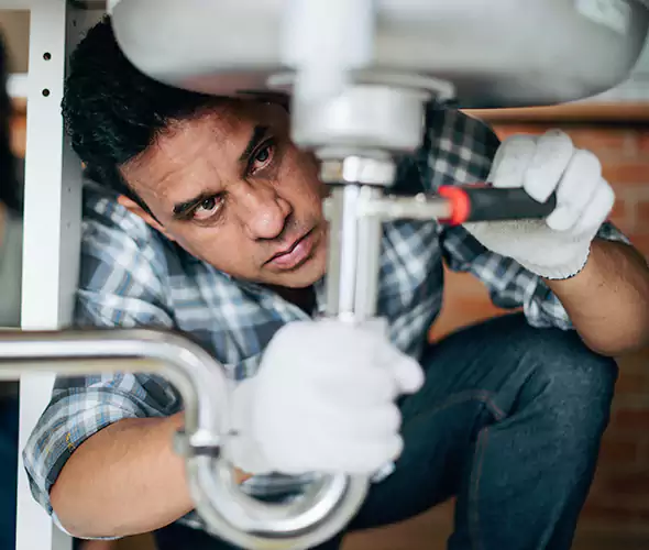 Expert Plumber for Water Line Repair in Massapequa Park, NY: Schedule Affordable Water Line Repair Services with Us