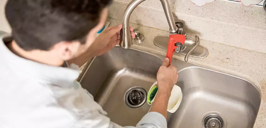 Faucet Repair in Massapequa Park
